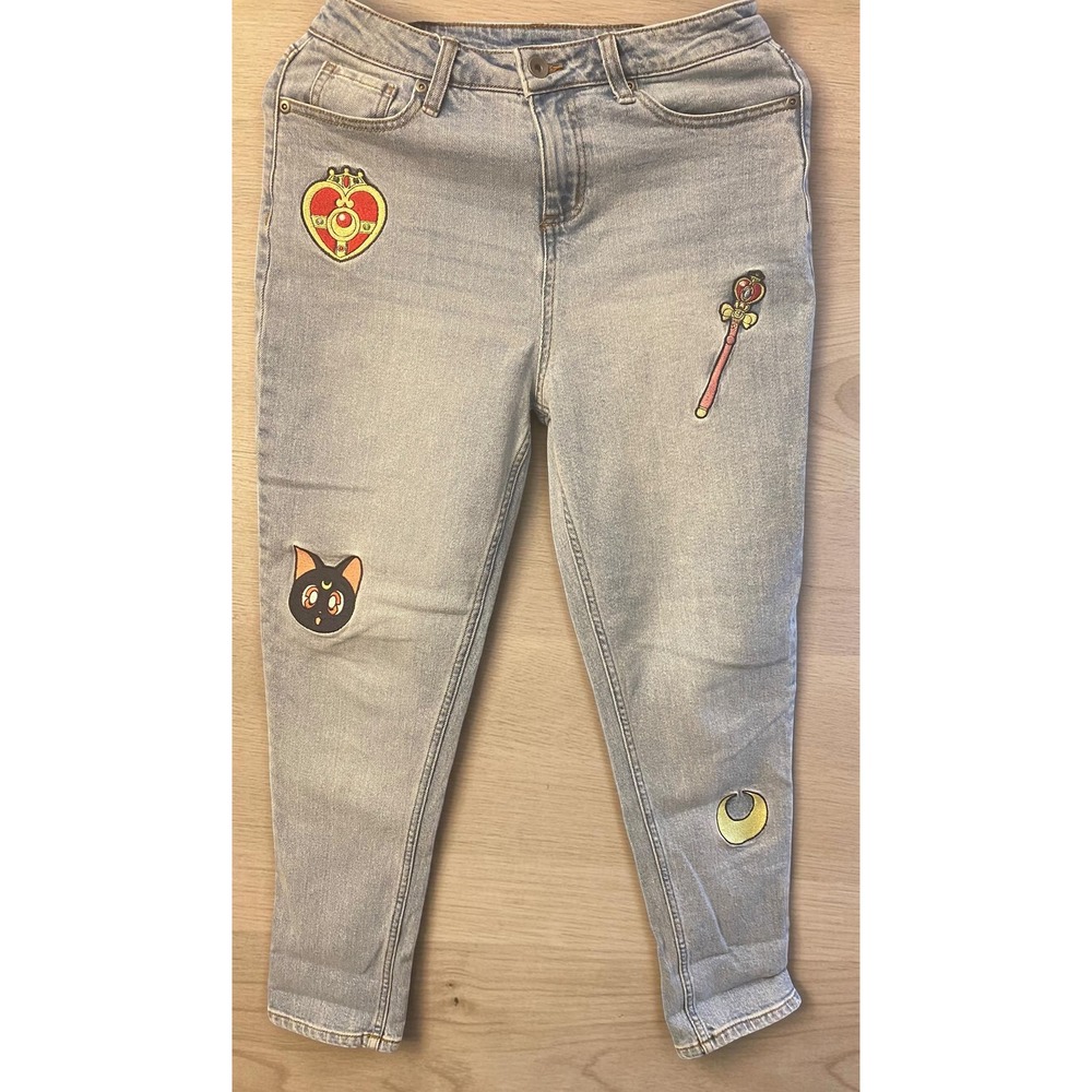 Sailor Moon Hot Topic Y2K Anime Embroidered High Waist Tapered Mom Jeans Size 4